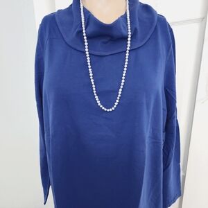 D&co 2x cowl neck sweater